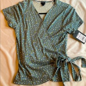 kids cat & jack wrap t shirt